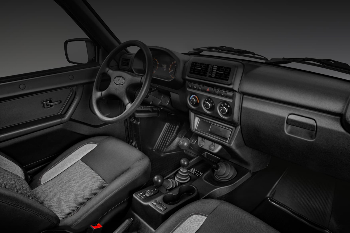 LADA Niva Legend (Нива) — фото 2 (интерьер)